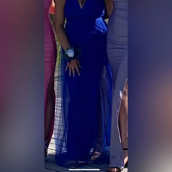 PROM DRESS - Picture 2 of 2